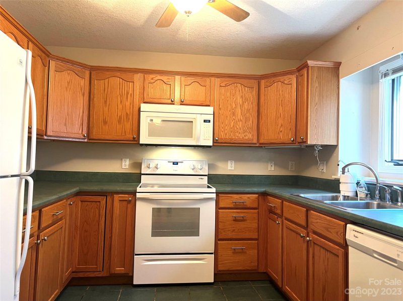 Property image 5 at 320 Kyfields Road, Weaverville, NC 28787