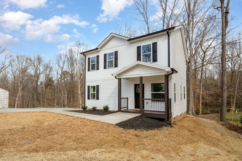 Property image 2 at 2117 Arapaho Drive, Charlotte, NC 28214