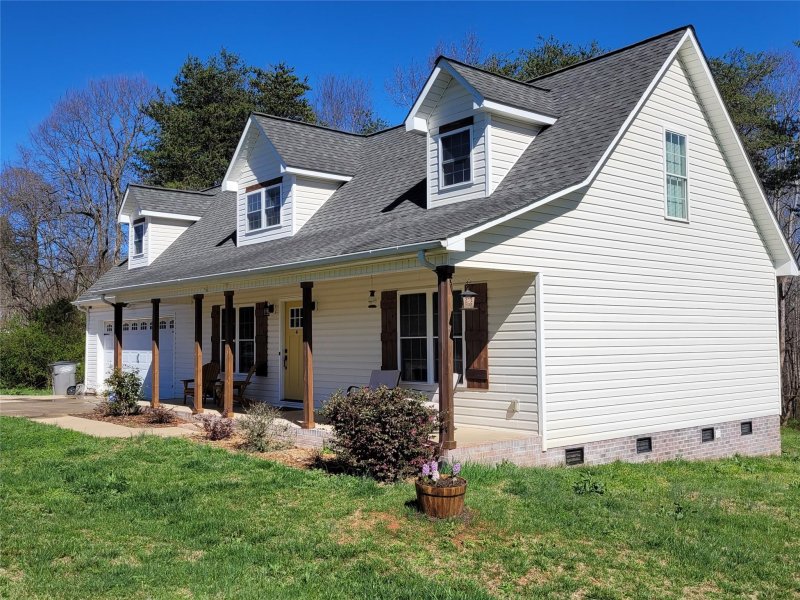 Property image 4 at 1688 Flag Lane, Vale, NC 28168