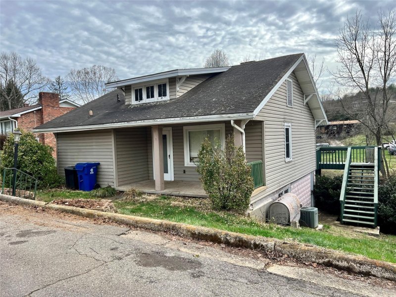 Property image 2 at 20 Axley Street, Canton, NC 28716