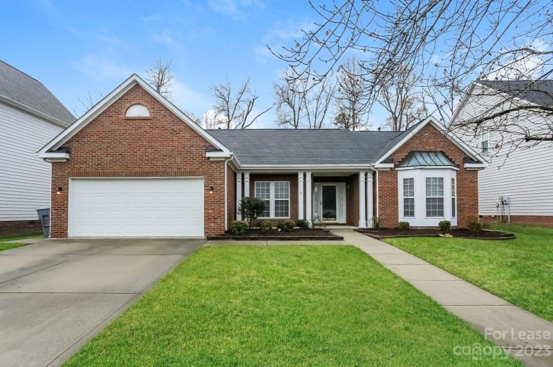 Property image 2 at 6125 Waverly Lynn Lane, Charlotte, NC 28269