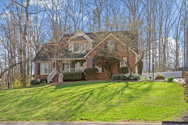 2229 Raven Drive