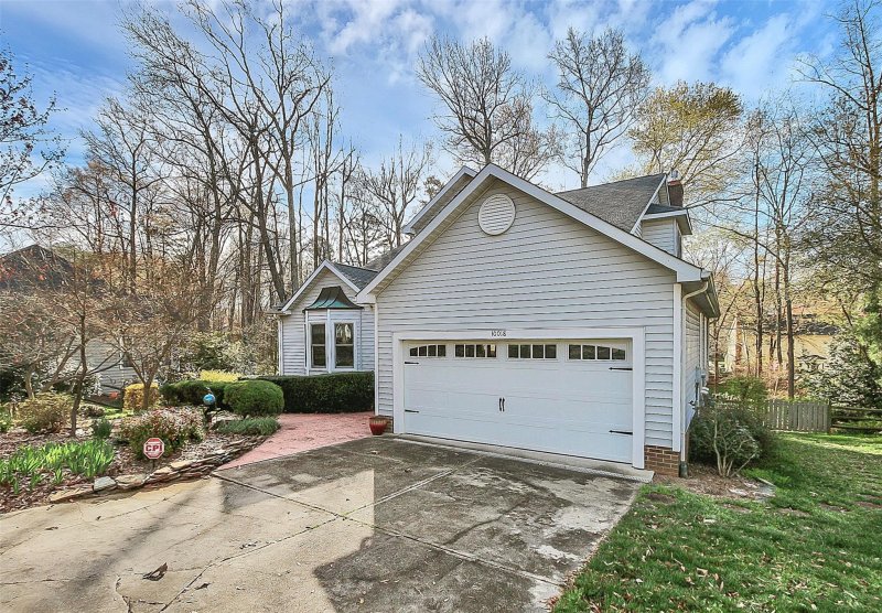 Property image 4 at 10018 White Cascade Drive, Charlotte, NC 28269