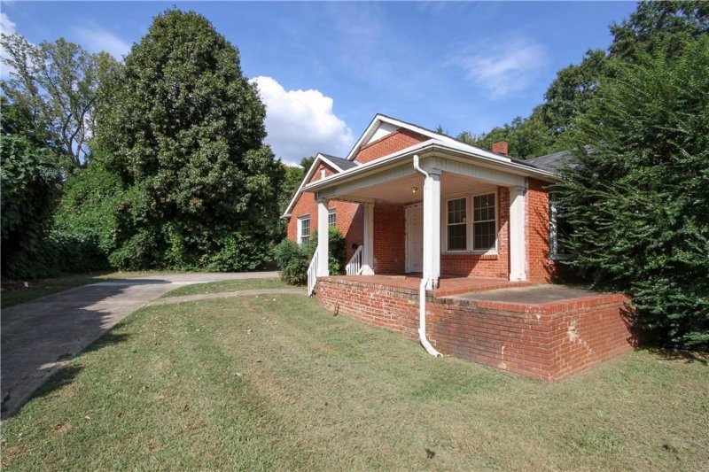 Property image 5 at 1238 West Boulevard, Charlotte, NC 28208