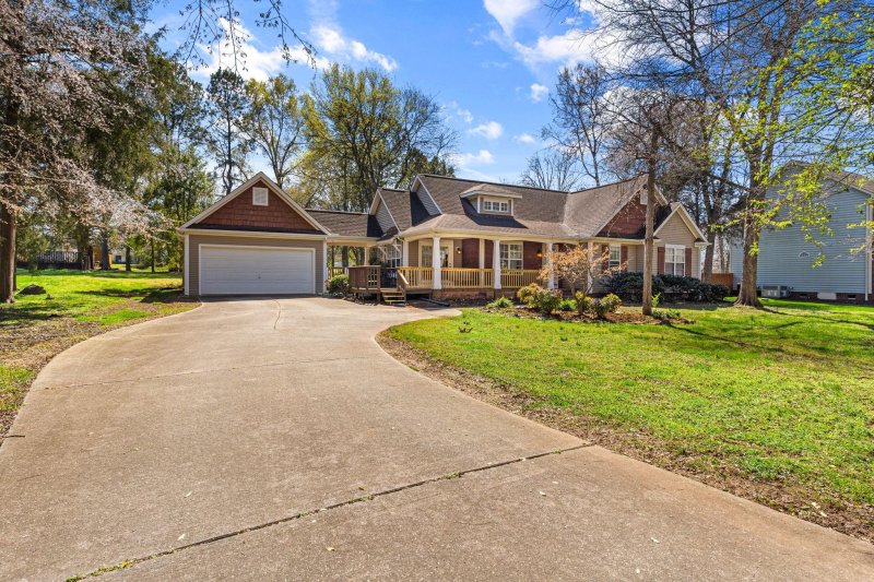 Property image 3 at 2536 Saddlewood Circle, Concord, NC 28027