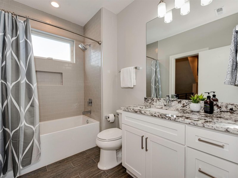 Property image 5 at 932 Westbrook Drive, Charlotte, NC 28202