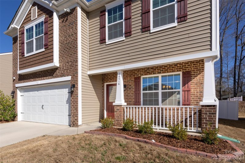 Property image 3 at 10516 Bradstreet Commons Way, Charlotte, NC 28215