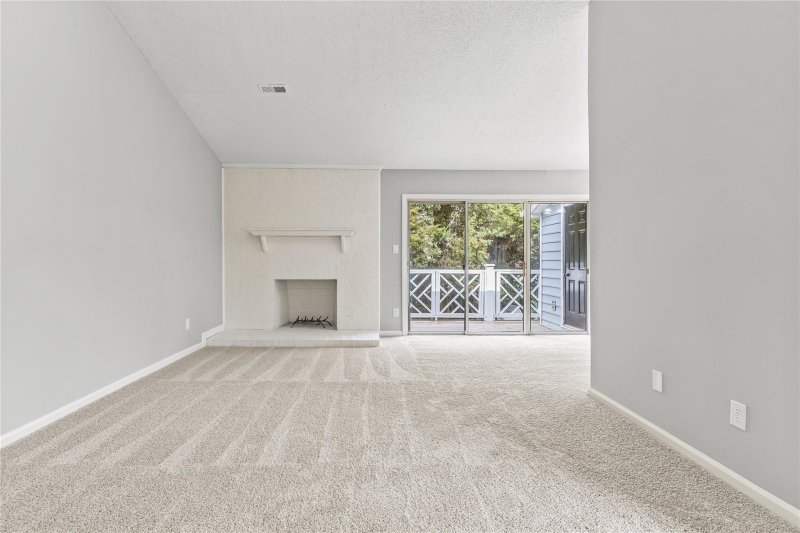 Property image 3 at 5610 Amity Springs Drive, Charlotte, NC 28212