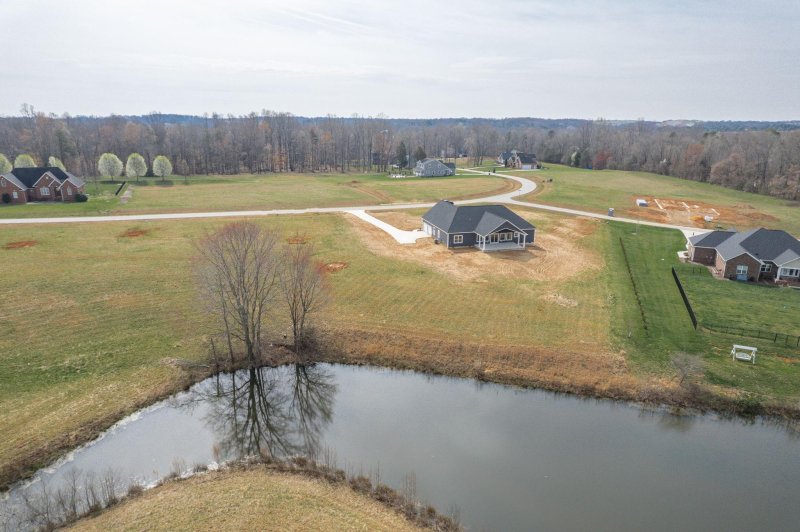 Property image 2 at 164 Carters Farm Drive, Statesville, NC 28625