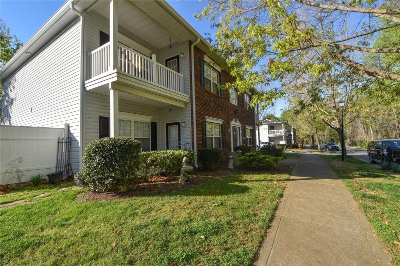 Property image 2 at 21538 Aftonshire Drive, Cornelius, NC 28031