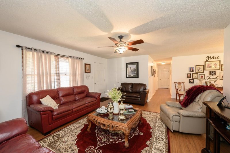 Property image 4 at 1307 Hidden Creek Circle, Hickory, NC 28602