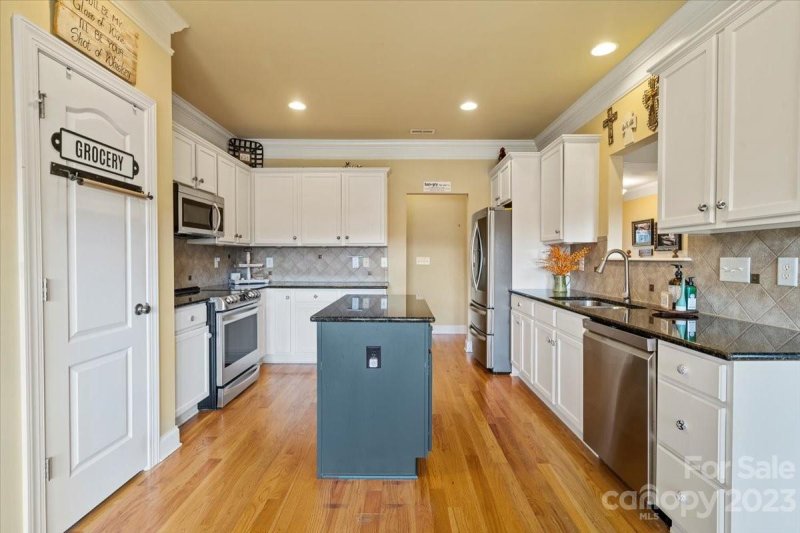 Property image 4 at 217 Shepherds Bluff Drive, Mooresville, NC 28115