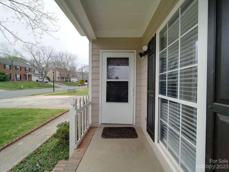 Property image 4 at 9821 Ashley Farm Drive, Matthews, NC 28105