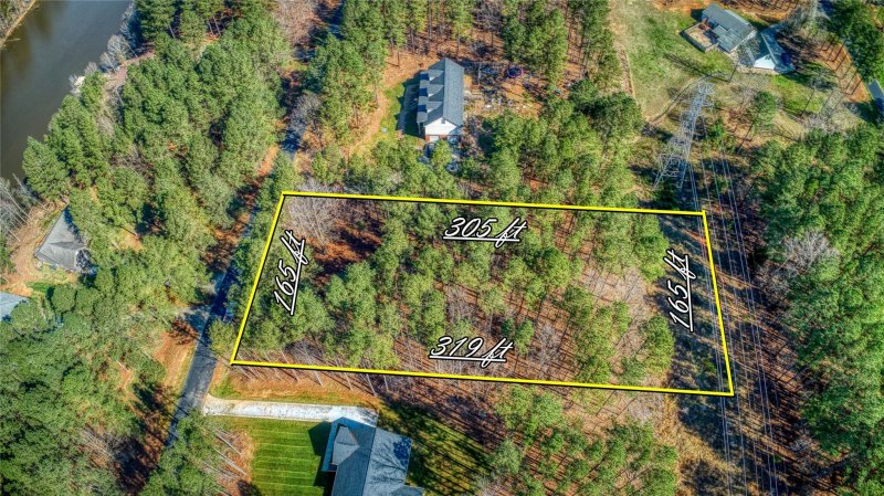 Property image 3 at 728 Crystal Bay Drive, Denton, NC 27239