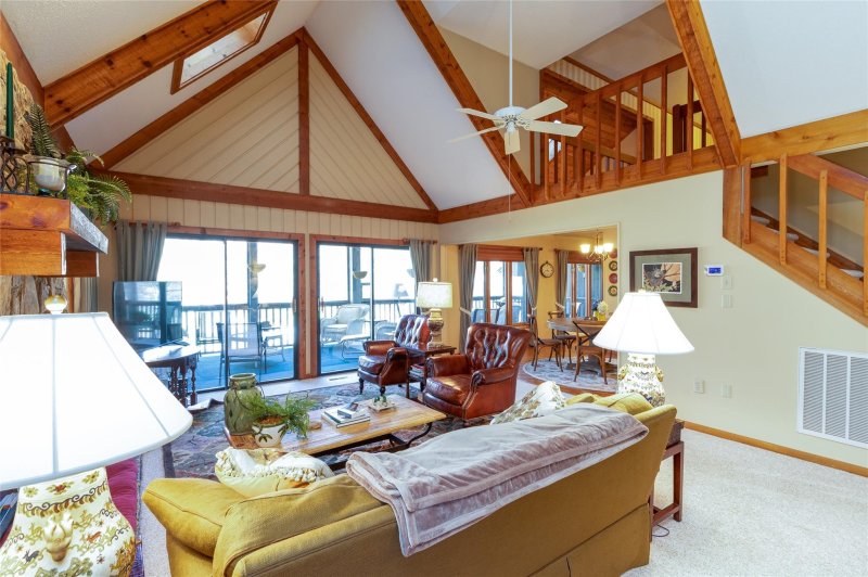 Property image 3 at 36 Fairway Villas Drive, Sapphire, NC 28774