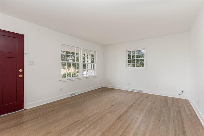 Property image 3 at 7541 Briardale Drive, Charlotte, NC 28212