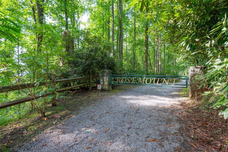 Property image 5 of 8 Resurrection Lane in The Cottages at Rosemount, Sylva, NC 28779