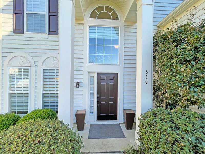 Property image 2 at 835 Clearbrook Road, Matthews, NC 28105