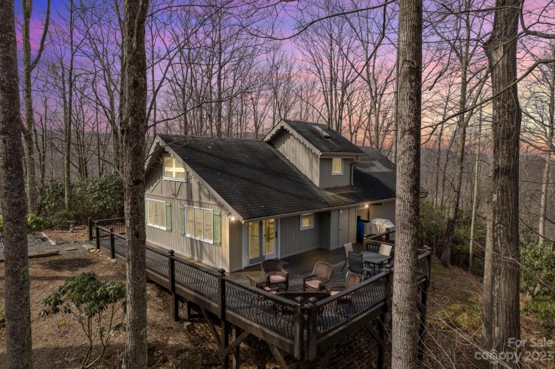 Property image 2 at 104 Ivey Lane, Beech Mountain, NC 28607