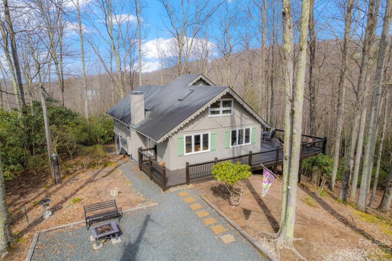 Property image 3 at 104 Ivey Lane, Beech Mountain, NC 28607
