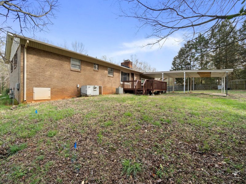 Property image 4 at 6709 Brushwood Drive, Charlotte, NC 28262