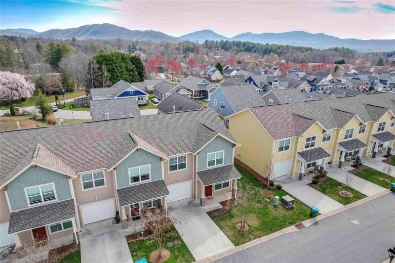 Property image 3 at 1026 Baldwin Commons Drive, Arden, NC 28704