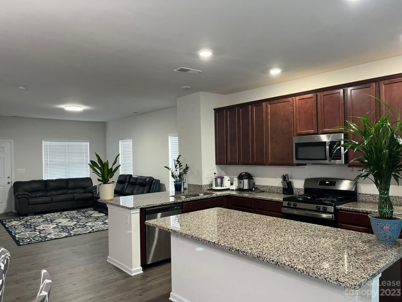 Property image 5 at 7042 Jane Parks Way, Charlotte, NC 28217