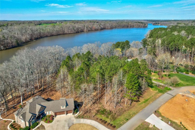 1108 Inlet Point Drive