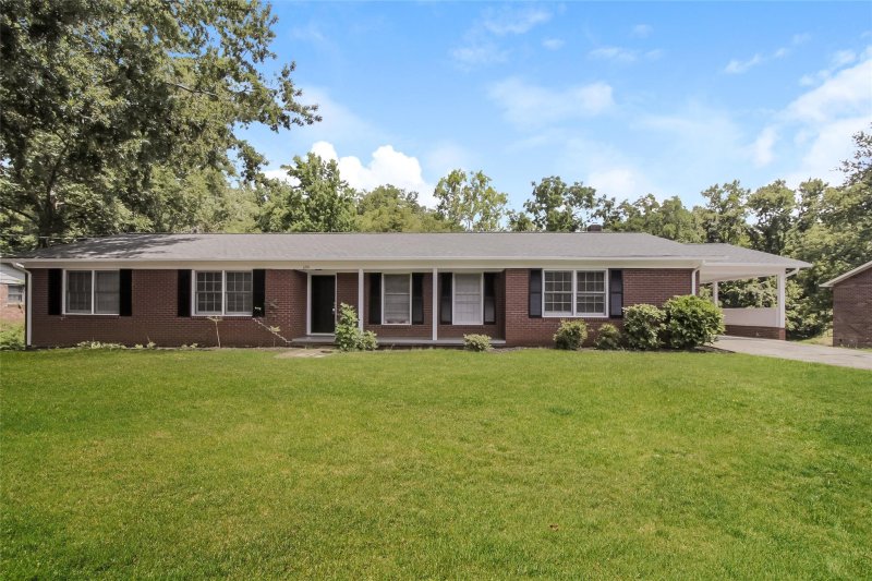 Property image 2 at 604 Brandon Street, Statesville, NC 28677