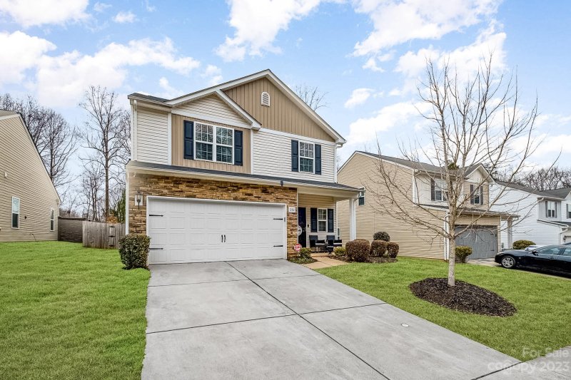 Property image 2 at 1202 Doby Springs Drive, Charlotte, NC 28262