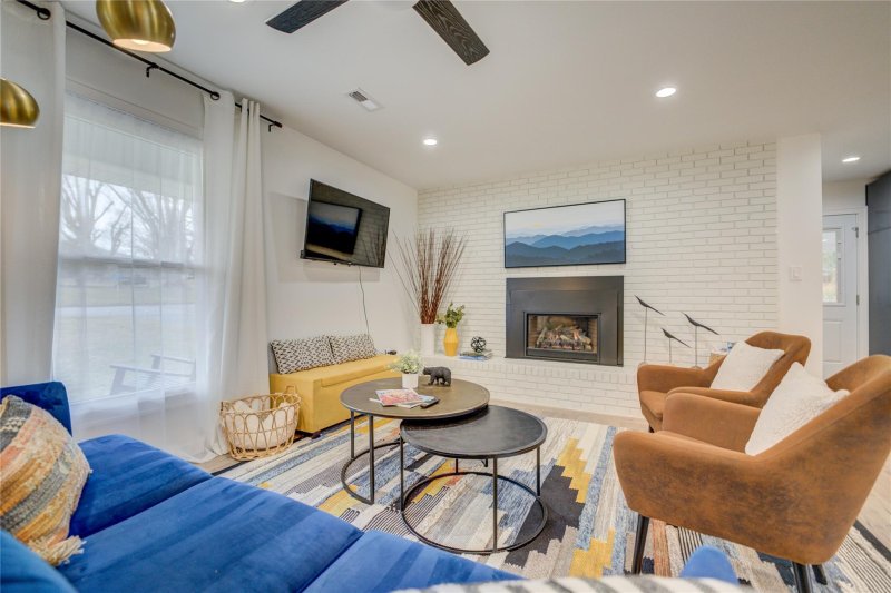 Property image 3 at 101 Summerglen Drive, Asheville, NC 28806