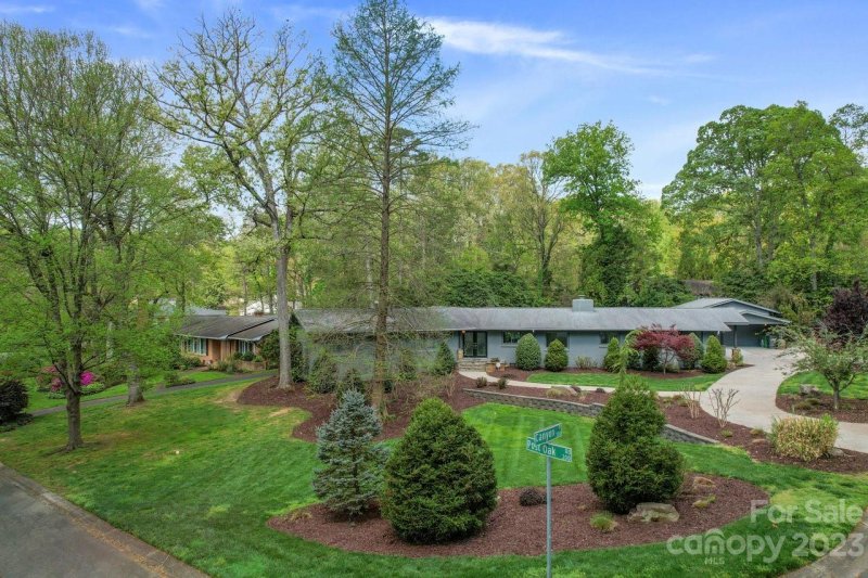 Property image 2 at 334 Canyon Trail, Charlotte, NC 28270