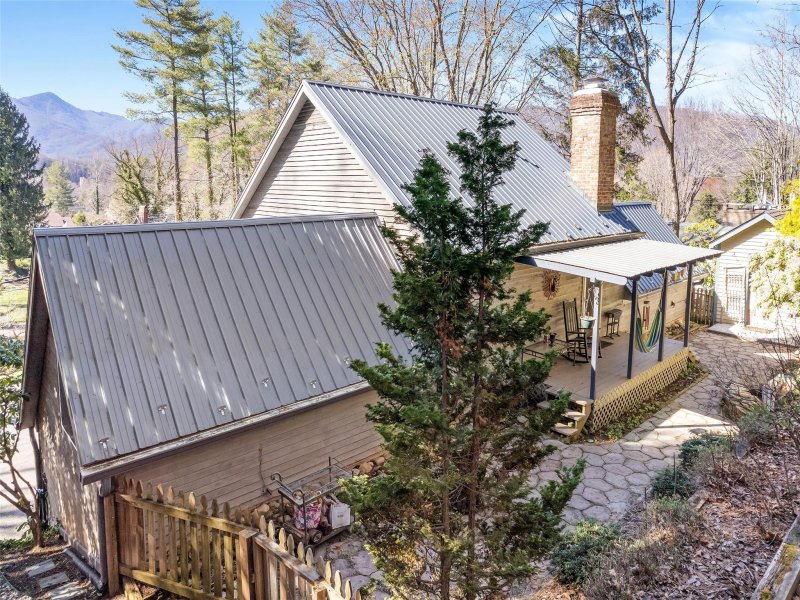 Property image 4 at 125 Country Club Drive, Waynesville, NC 28786