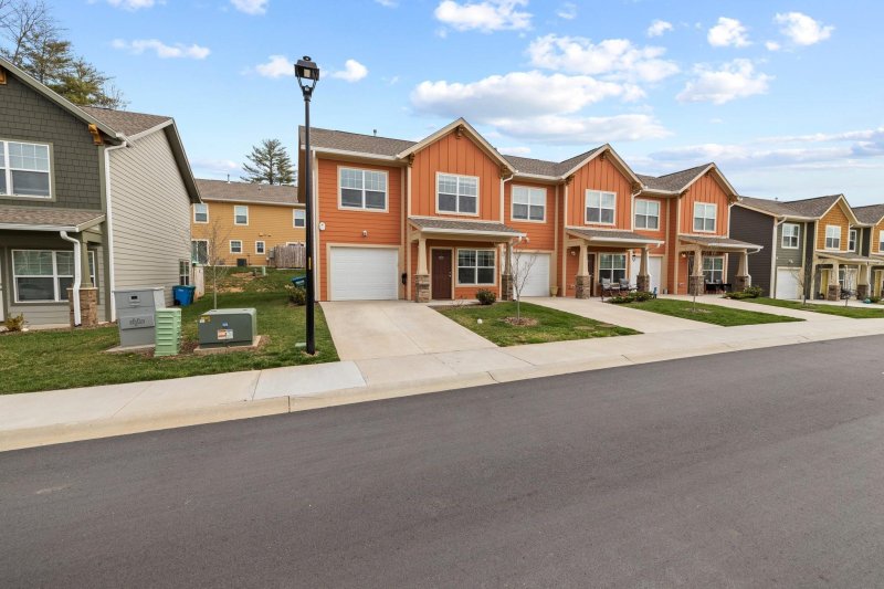 Property image 2 at 1211 Pauline Trail Drive, Arden, NC 28704