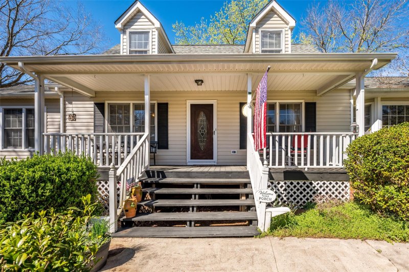 Property image 2 at 401 Falcon Drive, Concord, NC 28025