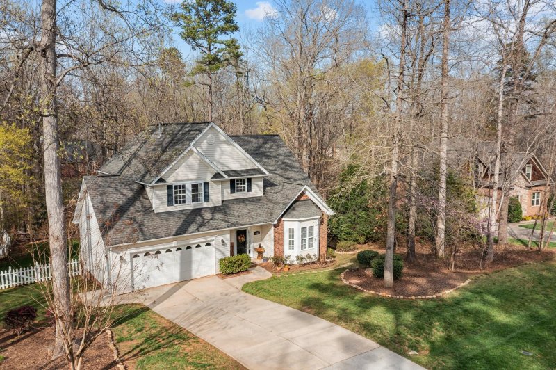 Property image 2 at 8844 Fultram Lane, Mint Hill, NC 28227