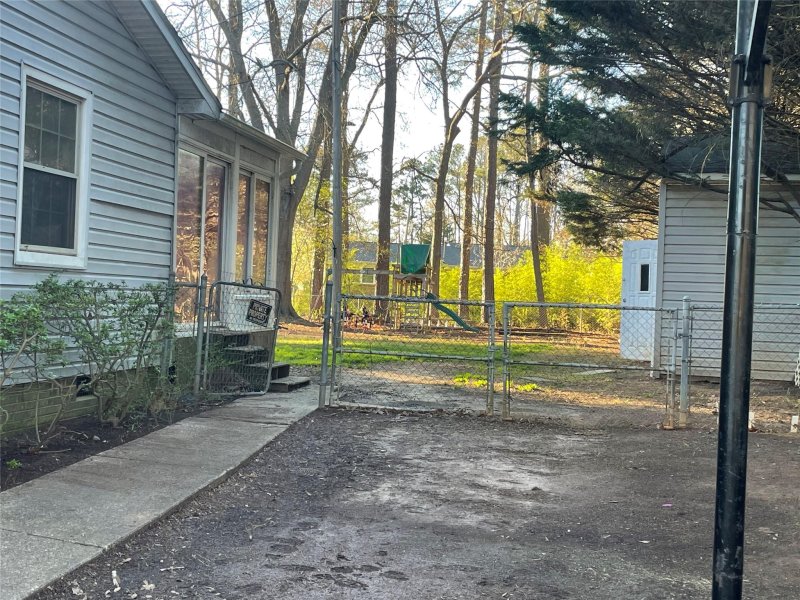 Property image 4 at 4631 Benfield Road, Gastonia, NC 28056