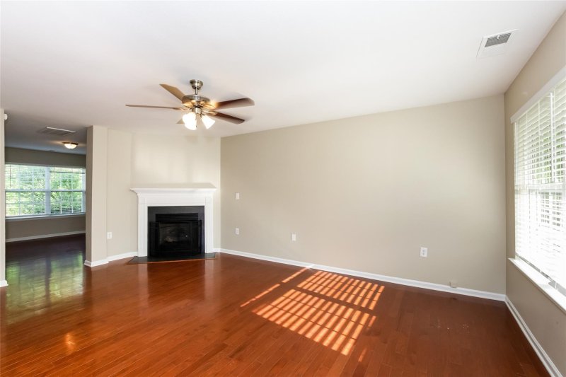 Property image 2 at 7147 Wandering Creek Drive, Charlotte, NC 28216