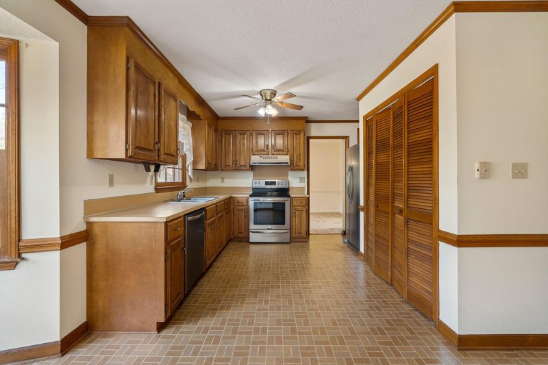 Property image 4 at 16417 Kimbolten Drive, Huntersville, NC 28078