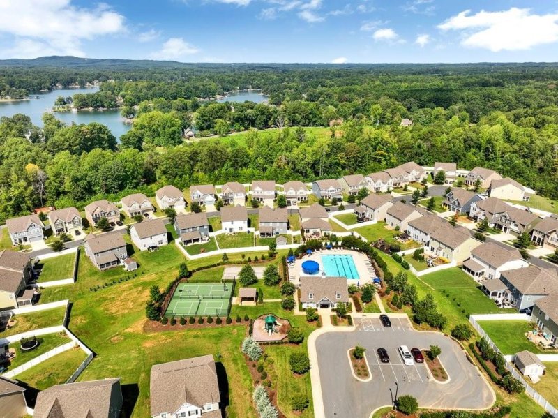 Property image 4 at 3753 Norman View Drive, Sherrills Ford, NC 28673