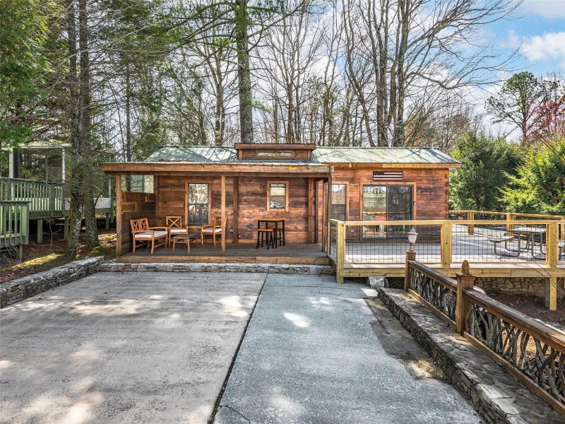 Property image 2 at 30 Boulder Drive, Lake Toxaway, NC 28747