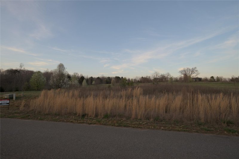 Property image 4 at 112 Slate Lane, Statesville, NC 28625