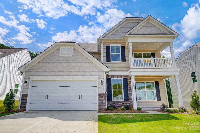 Property image 2 at 128 W Heart Pine Lane, Statesville, NC 28677