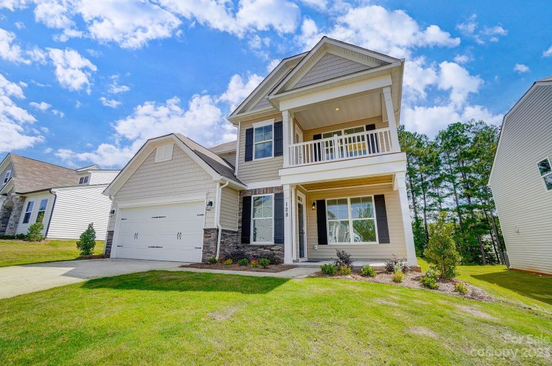 Property image 4 at 128 W Heart Pine Lane, Statesville, NC 28677