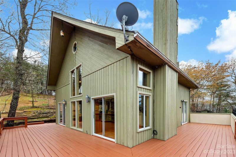 Property image 3 at 884 Pinnacle Parkway, Union Mills, NC 28167