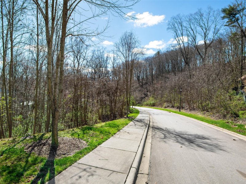 Property image 2 at 15 La Grange Drive, Asheville, NC 28805