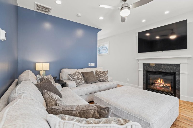 Property image 2 at 21 Loblolly Lane, Asheville, NC 28803