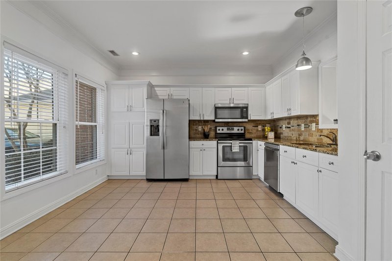 Property image 5 at 4310 Laurel Hill Lane, Charlotte, NC 28217