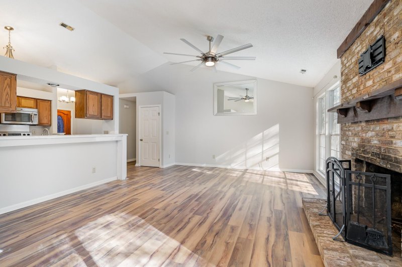 Property image 5 at 11100 Deerpath Court, Charlotte, NC 28262