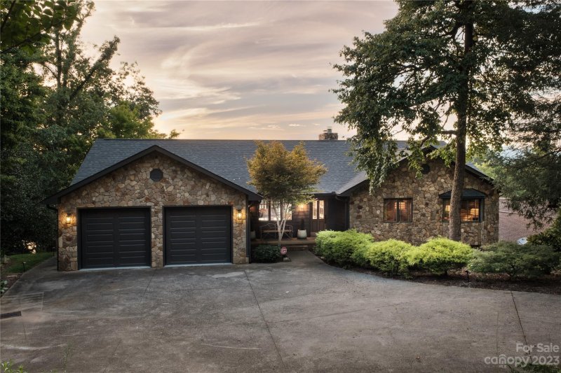 Property image 2 at 1779 Waterford Way, Morganton, NC 28655